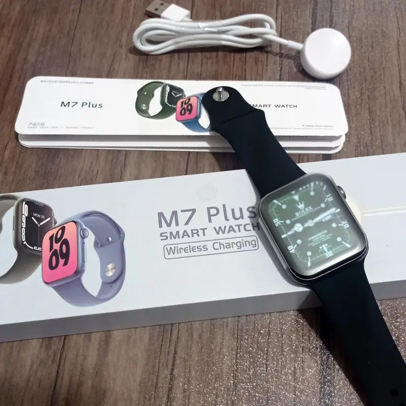 ساعت هوشمند مدل M7 Plus (4)