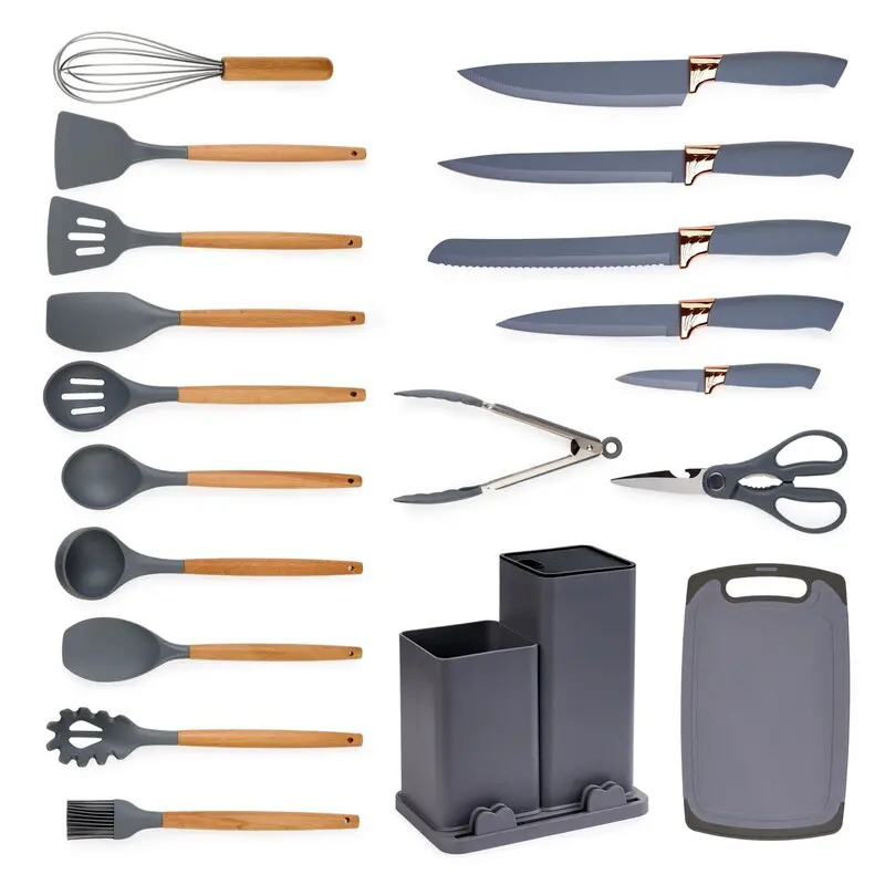 سرویس کفگیر و ملاقه به همراه سرویس چاقو و تخته برش